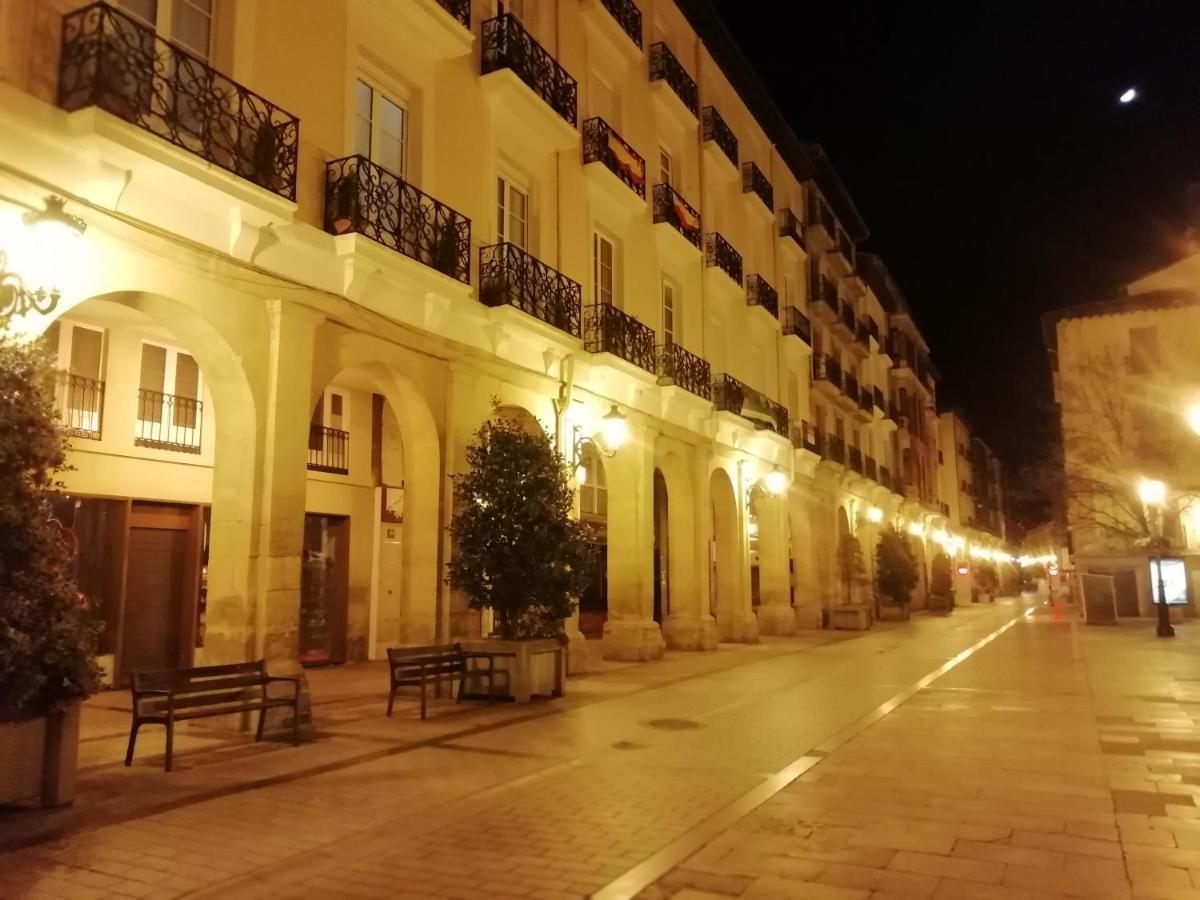Apartamento Turistico Santiago Logroño Exterior foto